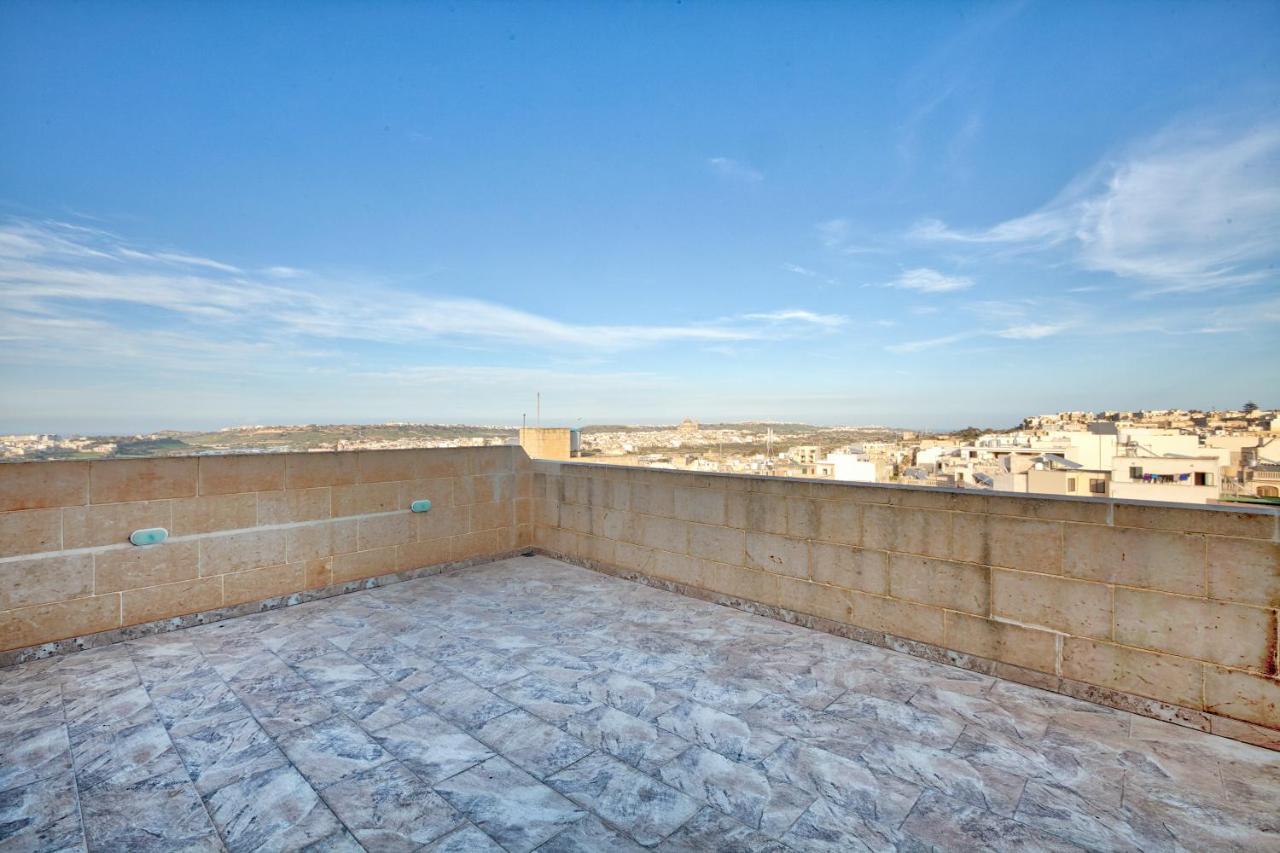 Ferienwohnung Summer Fields Penthouse With Amazing Views Sannat Exterior foto